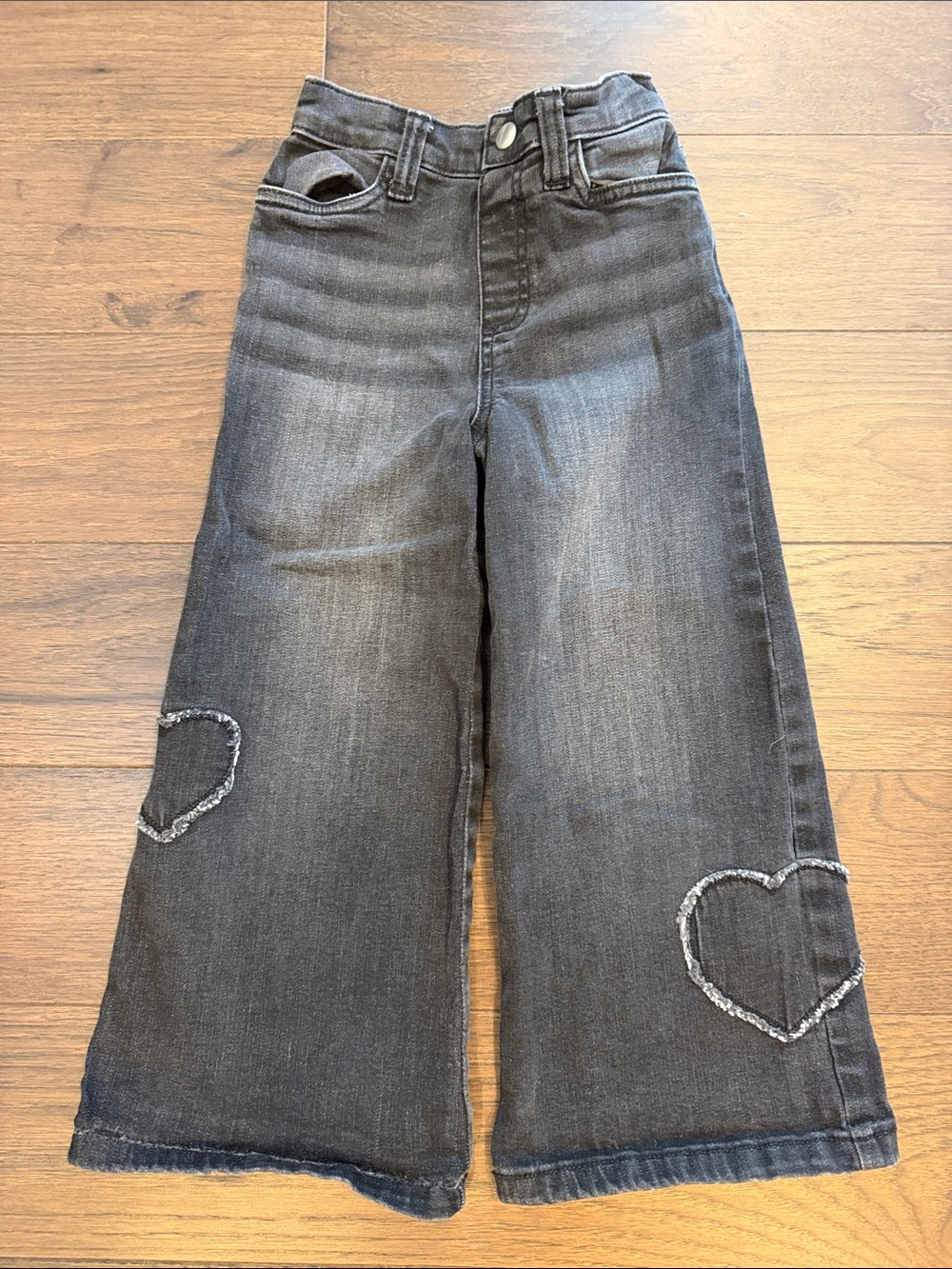 Tucker + Tate Girls Black Wide-Leg Jeans with Heart Patches Size 5 - C45-065